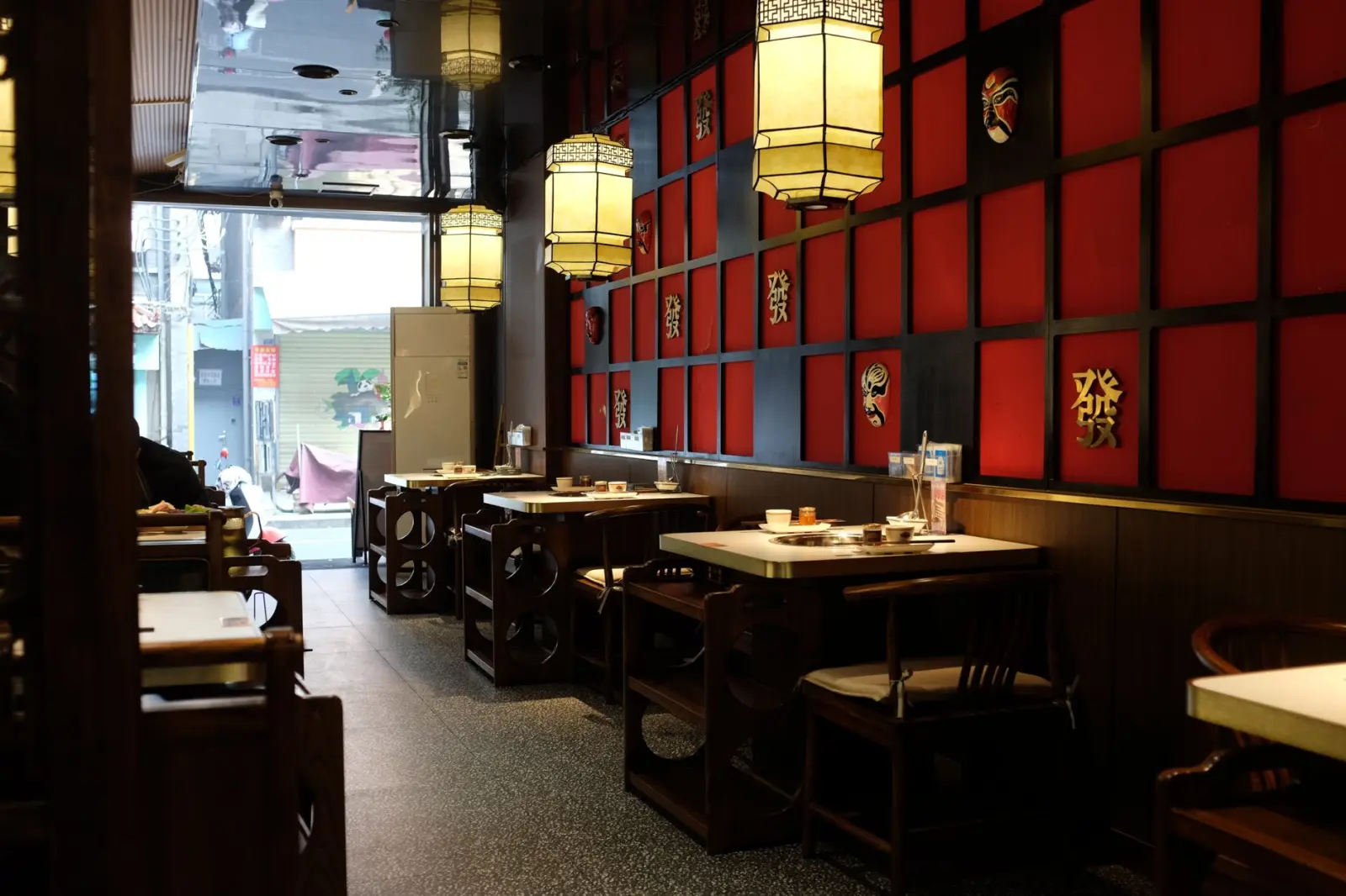 装饰材料选购要点:商超工程家居用品匹配方案